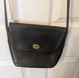 Vintage Coach USA Turnlock Bag